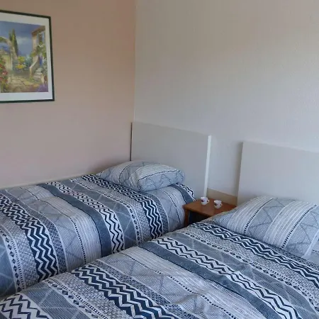 Cosy Avec Tv Et Cuisine Equipee, Bord De - Fr-1-308-34 公寓